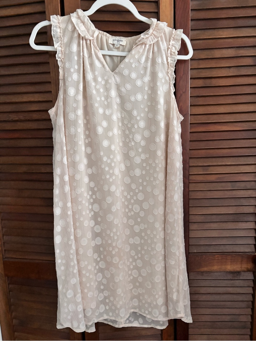 Umgee Cream Textured Dot Sleeveless dress